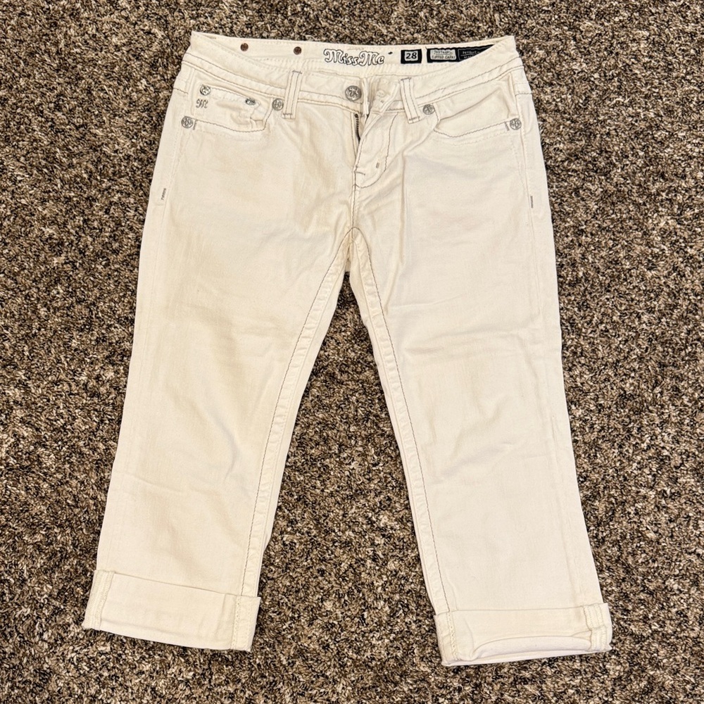 Miss Me Off-White Cropped Pants